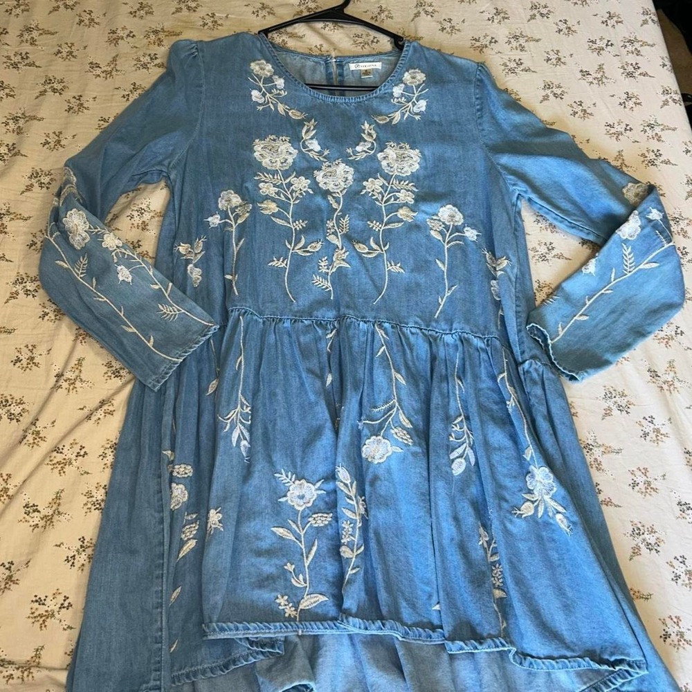 Boho Versona Blue denim dress with white floral embroidery Size S